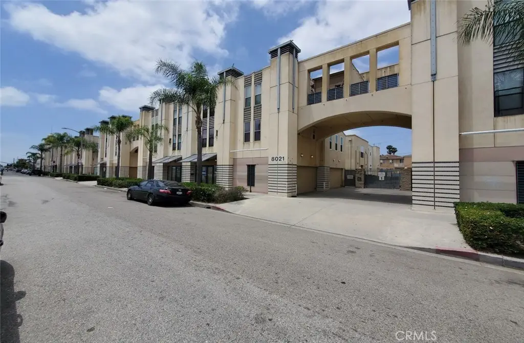 8021 S Vermont Avenue #24, Los Angeles, CA 90044 - Image #1