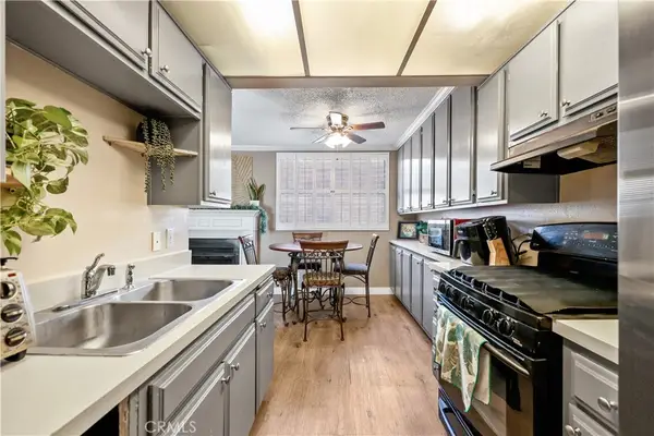 9210 Van Nuys Boulevard #15, Panorama City, CA 91402