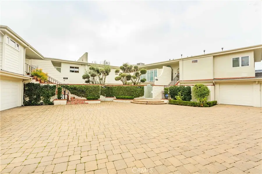 1203 Bayside, Central Coast, CA 92625 - #2