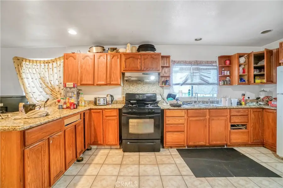 151 W 110th Street, Los Angeles, CA 90061 - #2