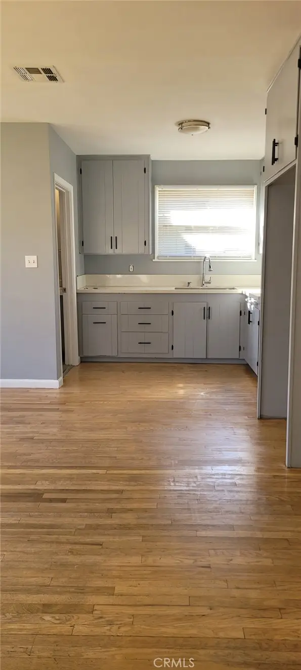 8503 Newcastle Avenue, Northridge, CA 91325 - Image #3