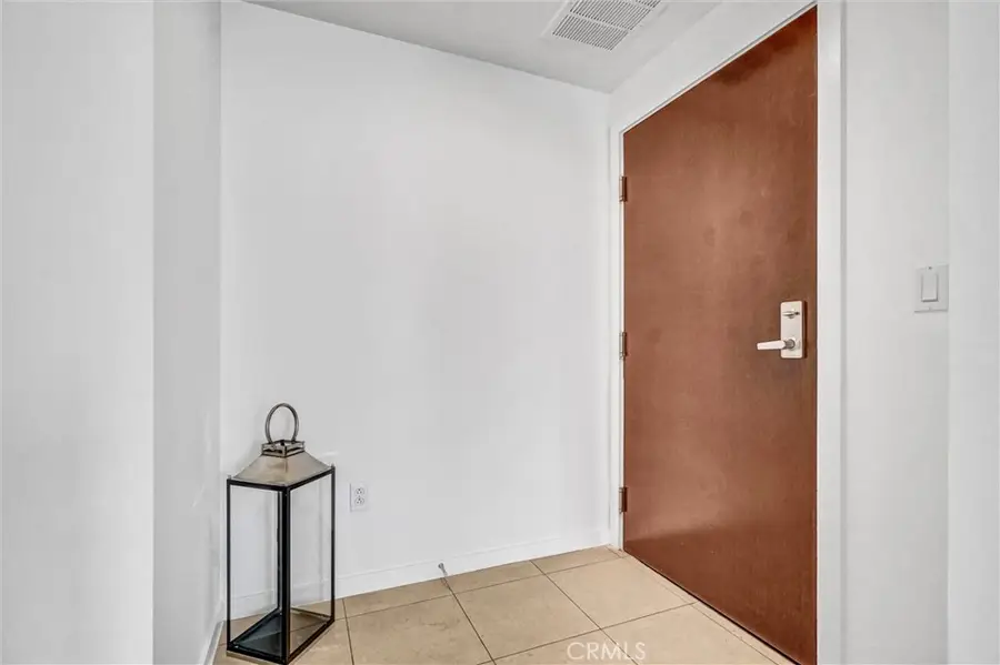 411 W Seaside Way #1804, Long Beach, CA 90802 - Image #3