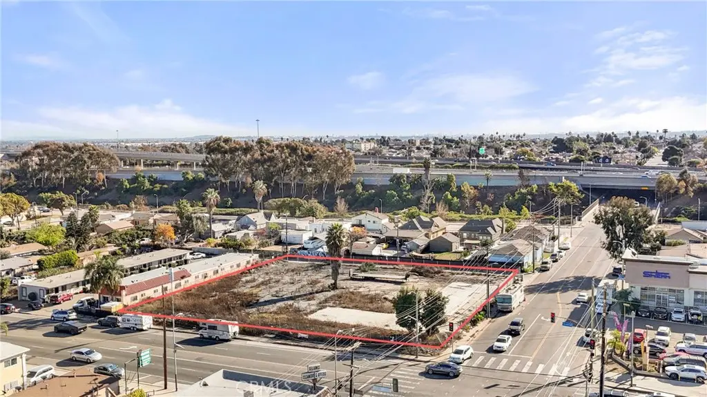 11400 S Hoover Street, Los Angeles, CA 90044 - Image #1