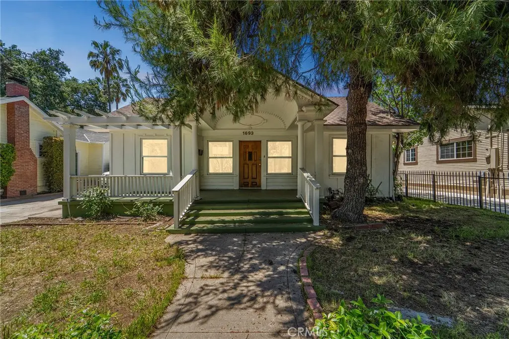 1693 N Los Robles Avenue, Pasadena, CA 91104 - #1