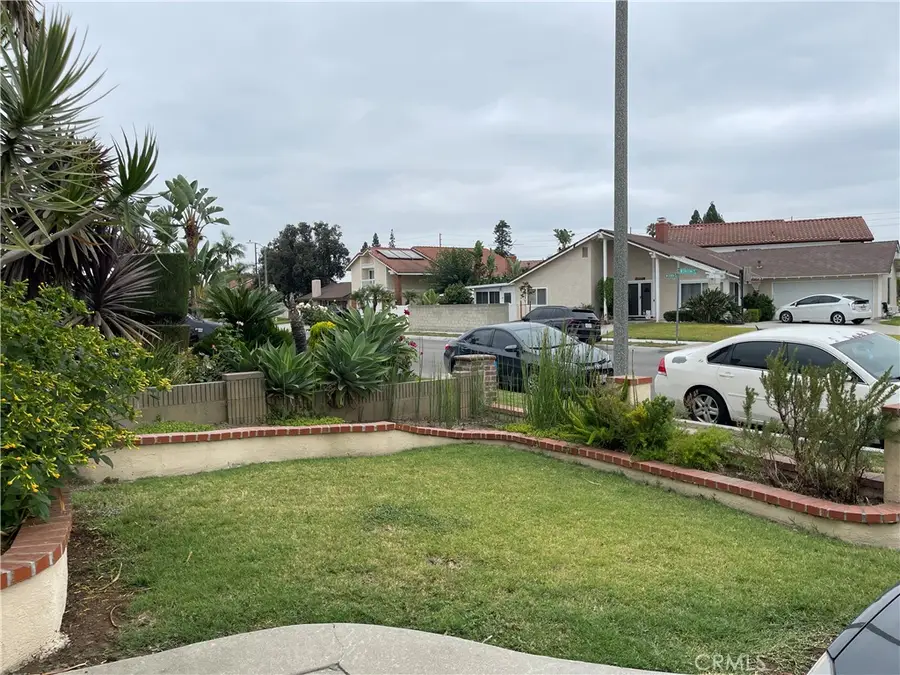 19657 Sequoia Avenue, Cerritos, CA 90703 - Image #2