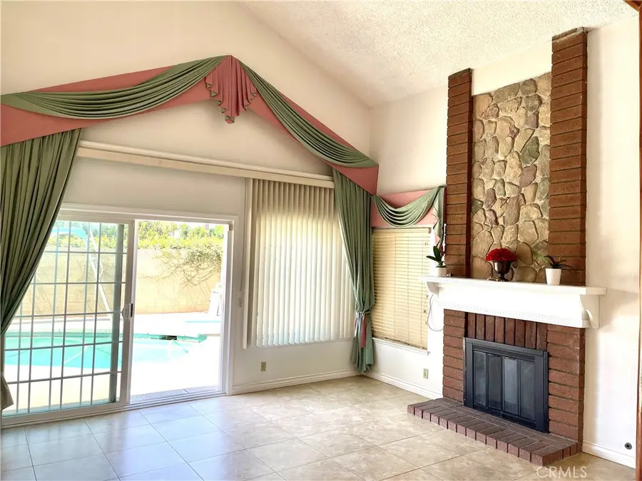 19657 Sequoia Avenue, Cerritos, CA 90703 - Image #3