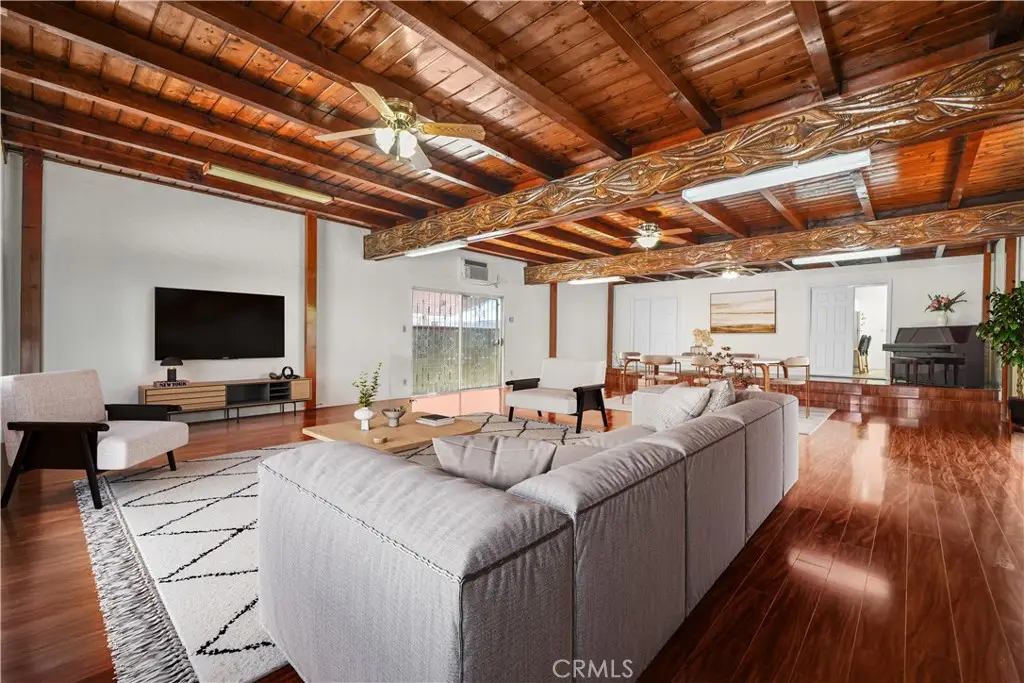1067 N Wilton Place, Los Angeles, CA 90038 - Image #1