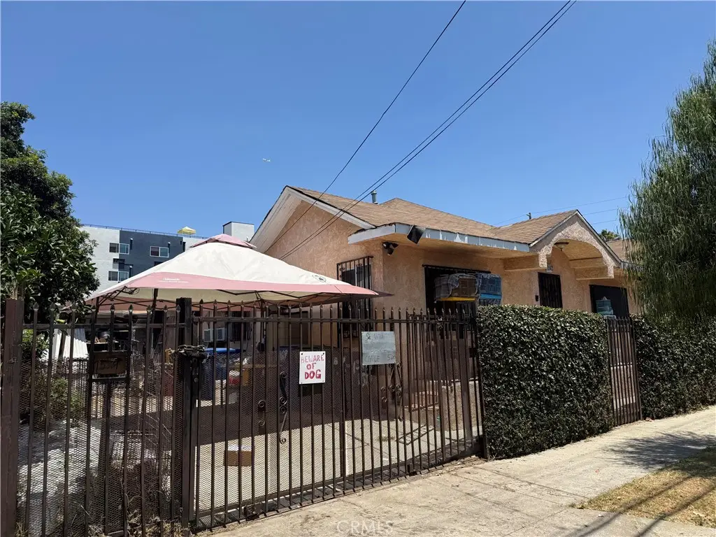 1569 E 109th Street, Los Angeles, CA 90059 - Image #1