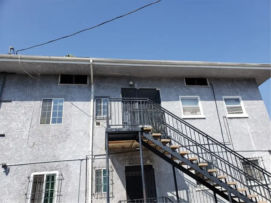 1938 Bonsallo Avenue, Los Angeles, CA 90007 - Image #3