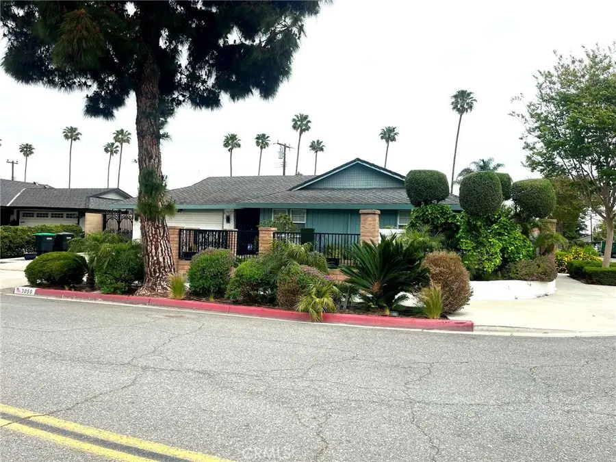 3050 Madison Avenue, Costa Mesa, CA 92626 - Image #2