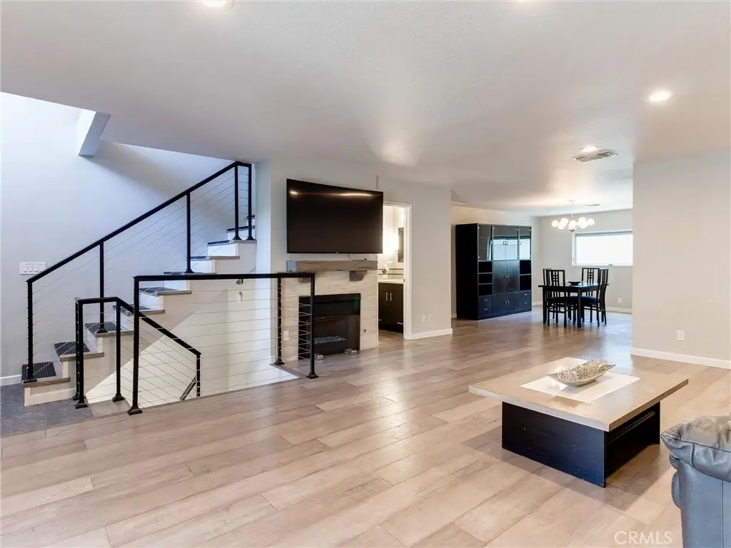 2298 Rose Avenue #110, Signal Hill, CA 90755 - Image #1