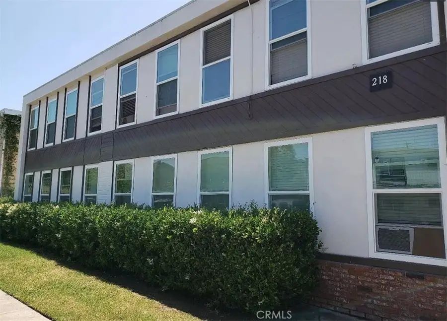 218 W Wilson Avenue, Orange, CA 92867 - Image #2