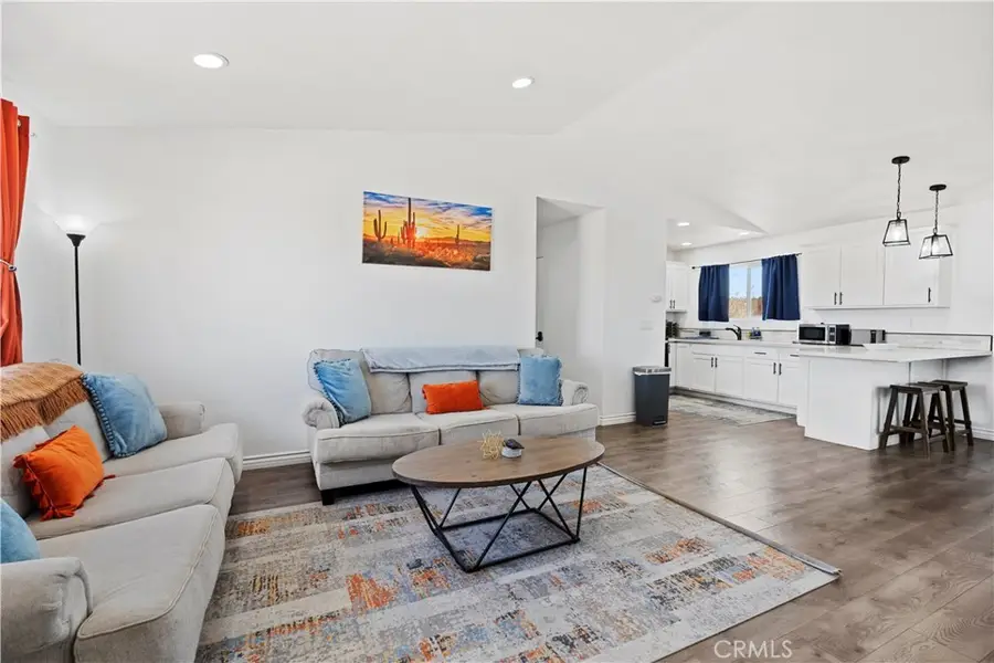 670 Ducor Avenue, Landers, CA 92285 - Image #2