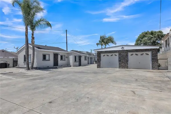 11609 208th Street, Lakewood, CA 90715