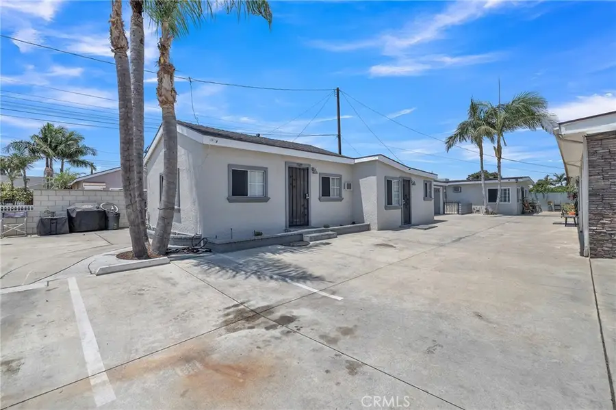 11609 208th Street, Lakewood, CA 90715 - Image #3