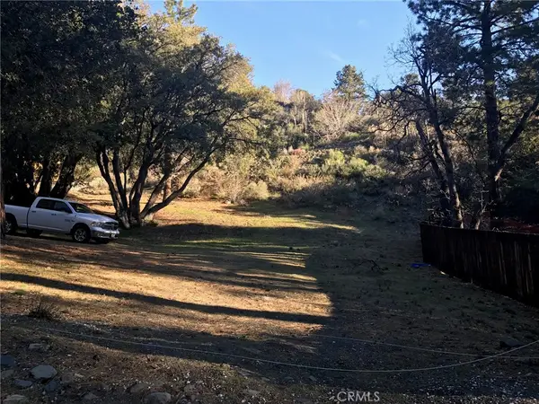 5774 Acorn Drive, Wrightwood, CA 92397