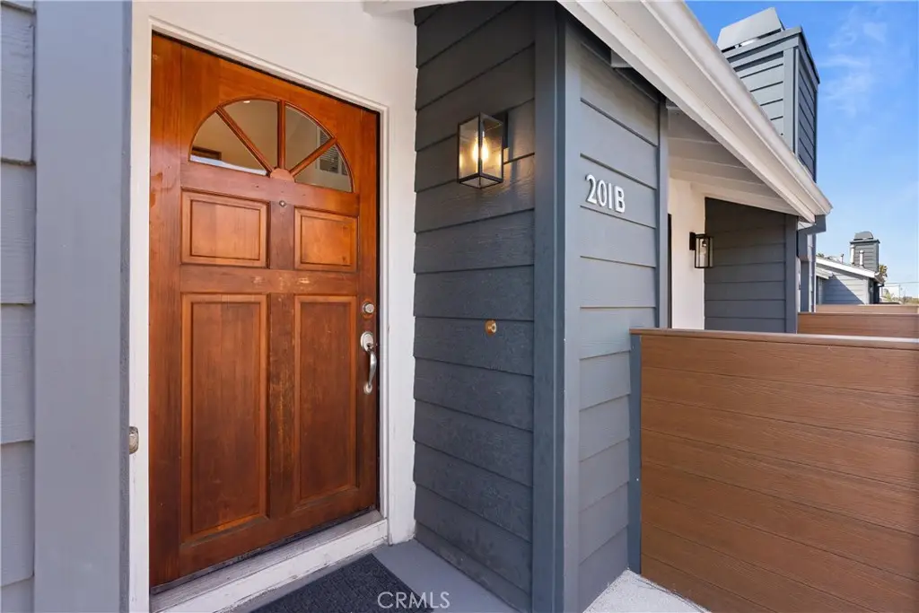 345 Avocado Street #201B, Costa Mesa, CA 92627 - Image #1