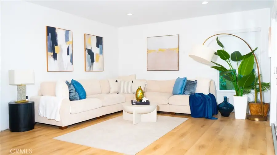 1923 Hollyvista, Los Angeles, CA 90027 - #2