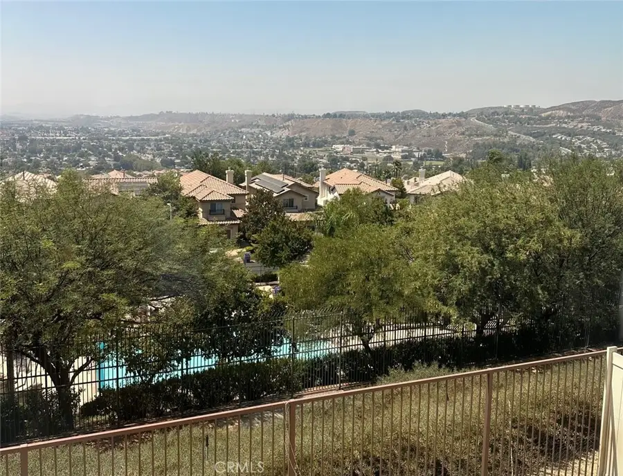 27635 Sienna Ridge, Canyon Country, CA 91351 - Image #2