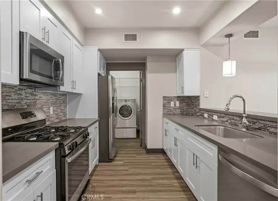 24595 Town Center Drive #3211, Valencia, CA 91355 - Image #2