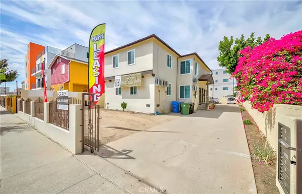 1349 W 35th Place, Los Angeles, CA 90007