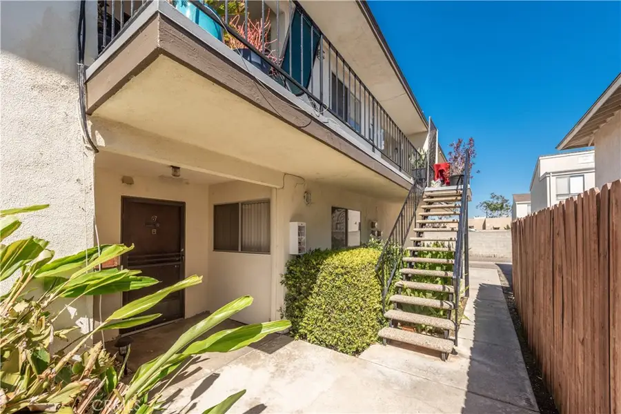 16052 Waikiki Lane, Huntington Beach, CA 92649 - #2