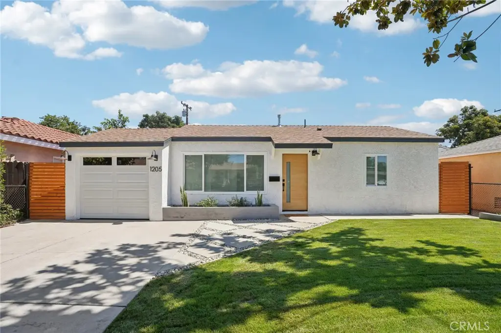 1205 English, Santa Ana, CA 92703 - #1