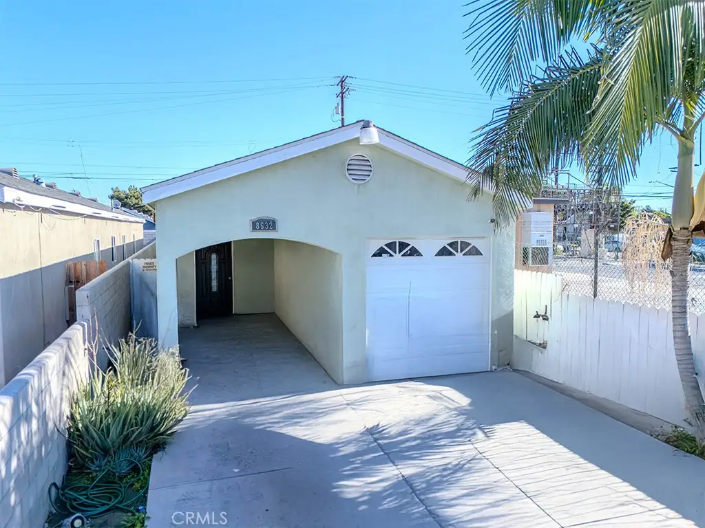 8632 S Fir Avenue, Los Angeles, CA 90002 - #1