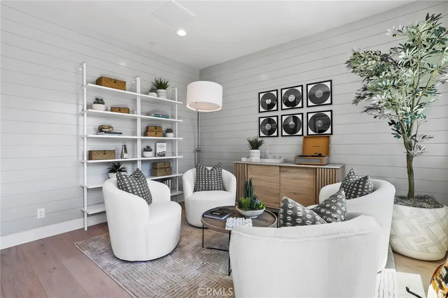 19071 Main Street #117, Huntington Beach, CA 92648 - #3