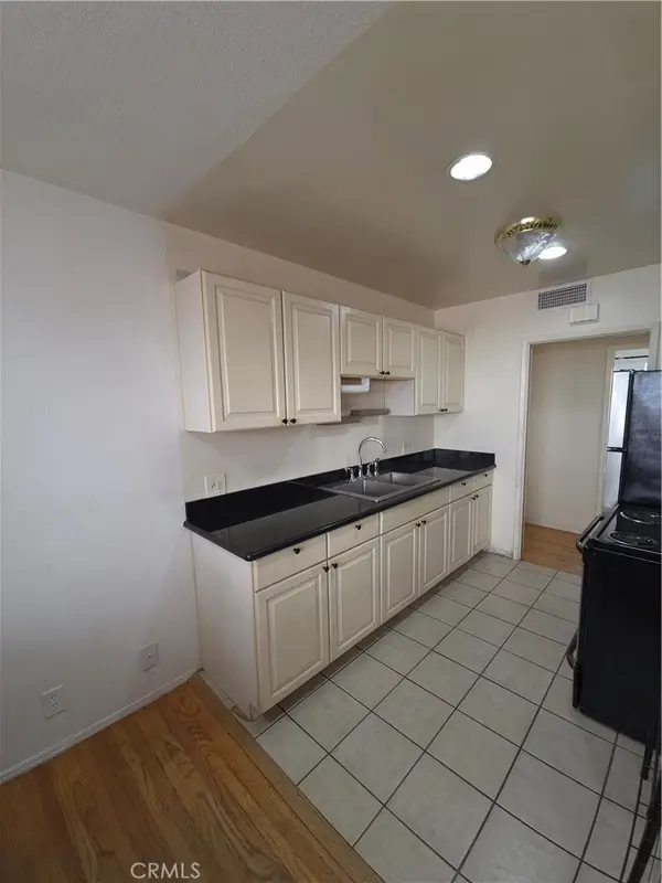 522 Cedar Avenue #3, Long Beach, CA 90802