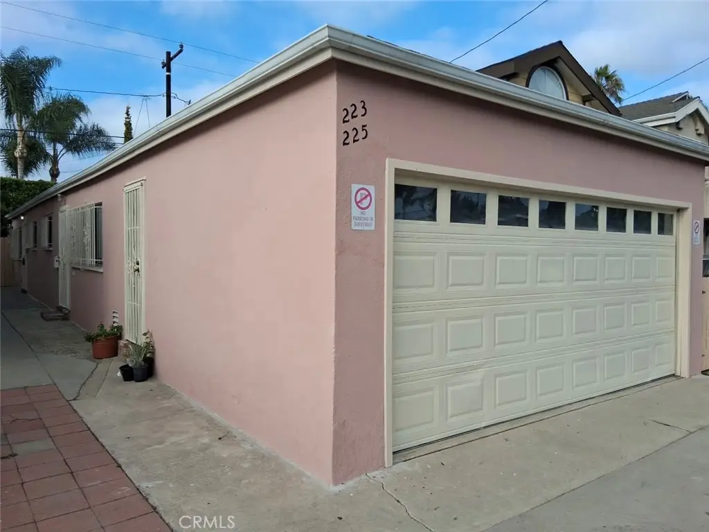 223 E Pleasant Street, Long Beach, CA 90805 - #1