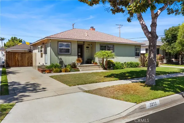 3253 Marwick Ave, Long Beach, CA 90808