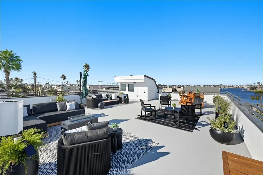 6824 E Ocean Boulevard, Long Beach, CA 90803 - Image #3