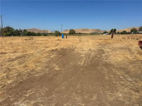 740 E Mulberry, Porterville, CA 93257