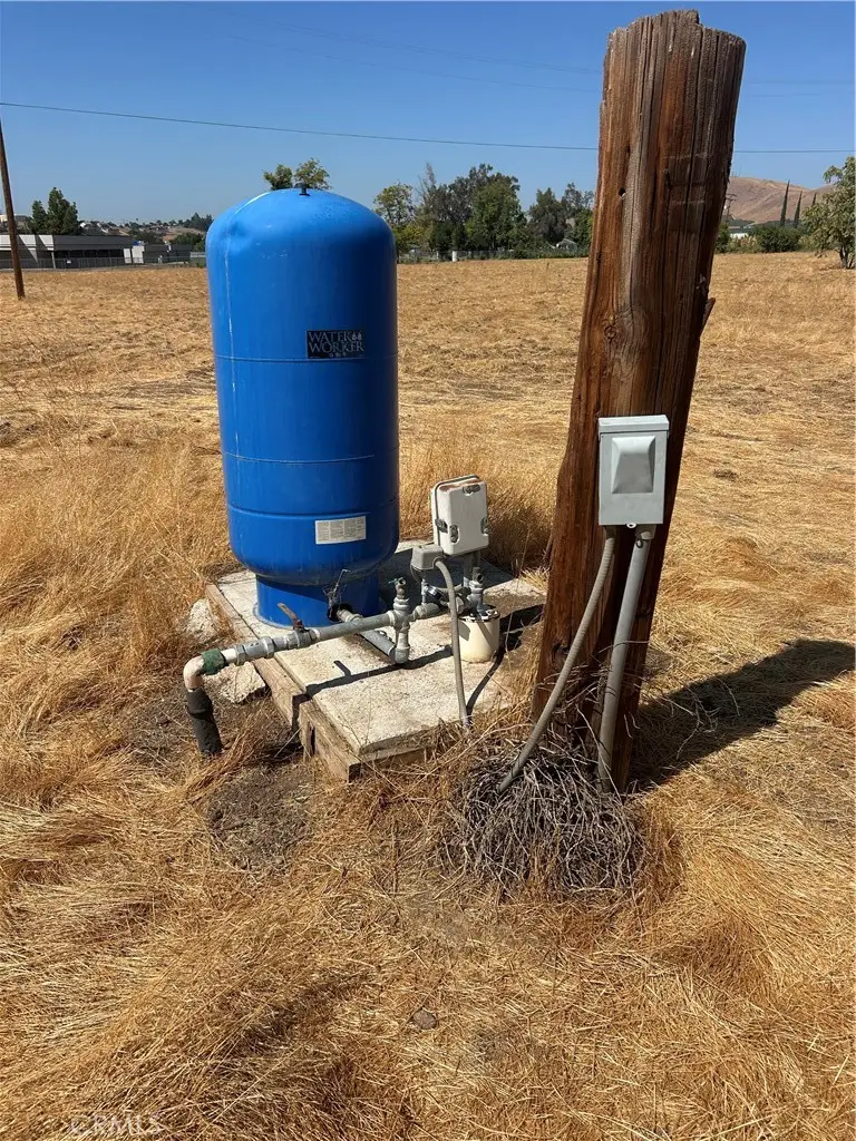 740 E Mulberry, Porterville, CA 93257 - #2