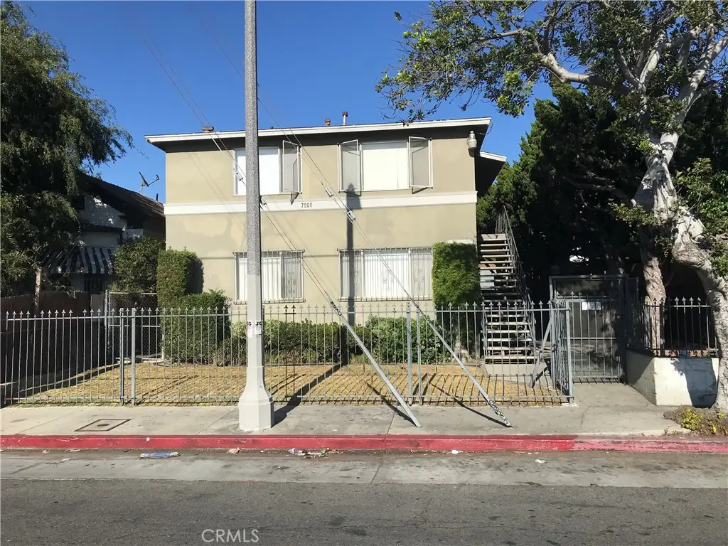 7906 S San Pedro Street, Los Angeles, CA 90003 - #1