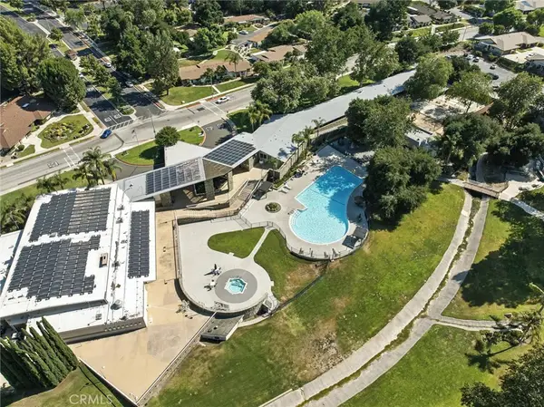 26745 Oak Crossing Rd #D, Newhall, CA 91321