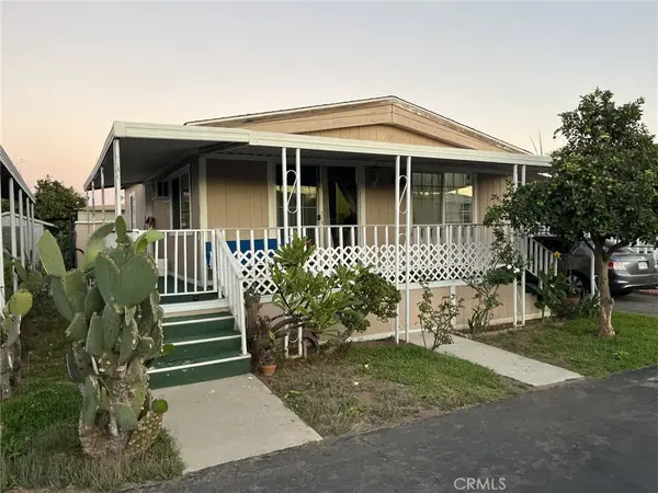 16707 Garfield Avenue #1806, Paramount, CA 90723