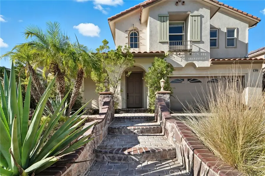 28459 Falcon Crest, Canyon Country, CA 91351 - Image #2