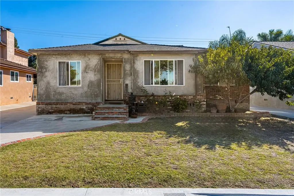6926 E Peabody, Long Beach, CA 90808 - Image #1