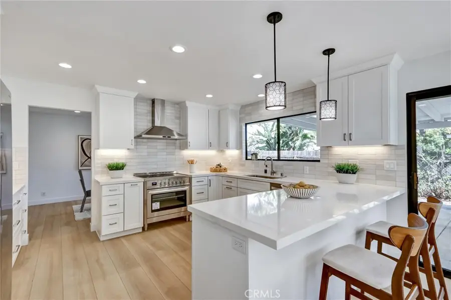 5515 Thunderbird, La Jolla, CA 92037 - Image #3