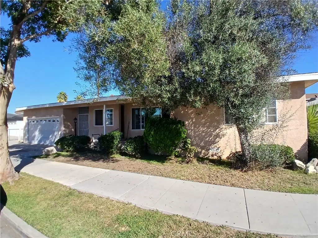 2100 Martin Luther King Jr, Long Beach, CA 90806 - #1