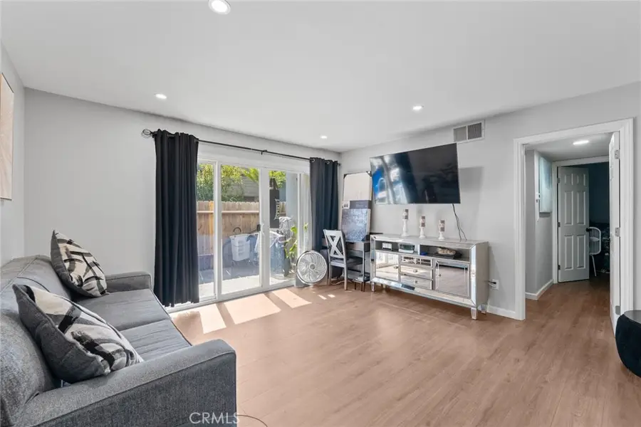 2511 W Sunflower #P4, Santa Ana, CA 92704 - Image #3