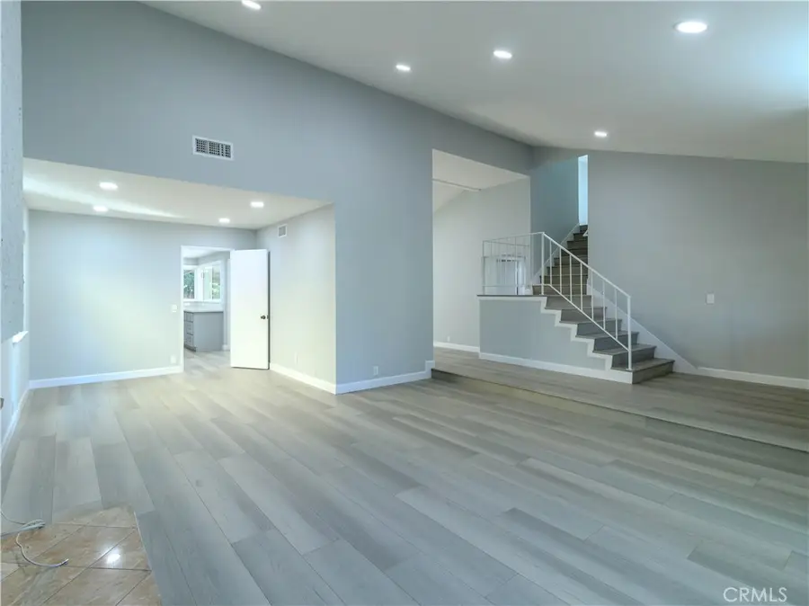 518 W Alpine, Santa Ana, CA 92707 - Image #3