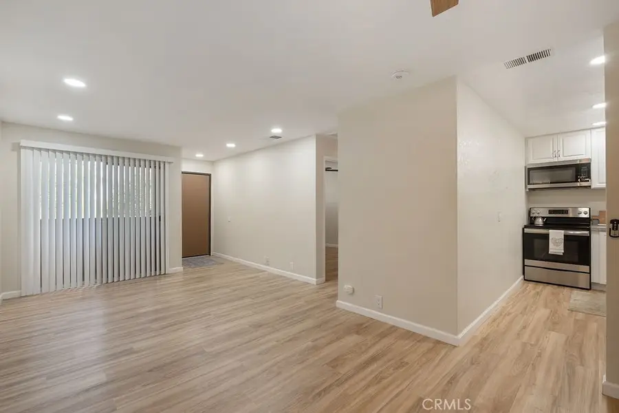 2825 205 N Los Felices #205 #205, Palm Springs, CA 92262 - Image #3