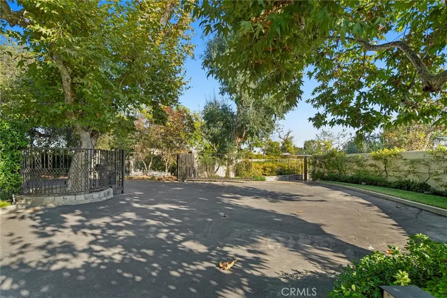 1458 Hillcrest, Pasadena, CA 91106 - Image #2