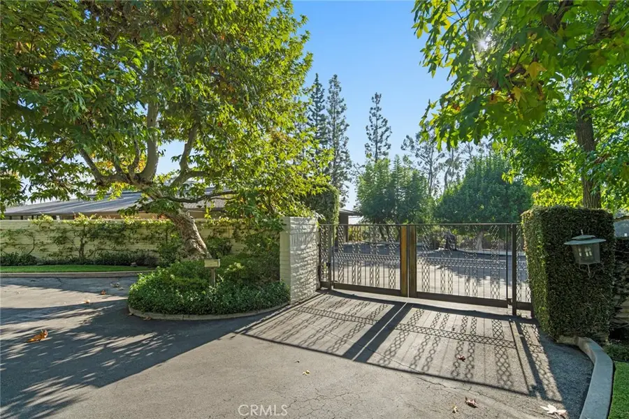 1458 Hillcrest, Pasadena, CA 91106 - Image #3