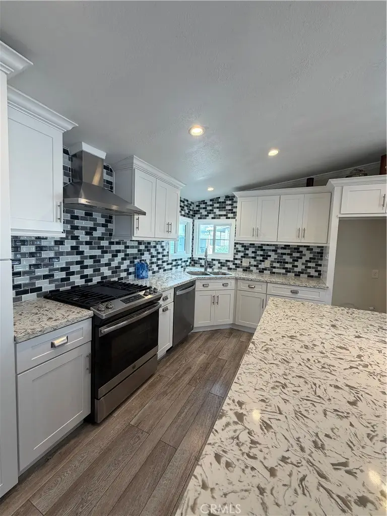 19251 Brookhurst Street #22, Huntington Beach, CA 92646 - Image #2