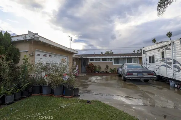 2310 S Olive, Santa Ana, CA 92707