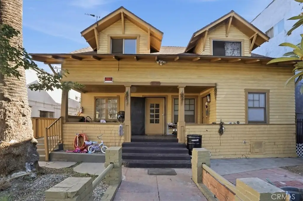 2104 Park Grove, Los Angeles, CA 90007 - Image #1